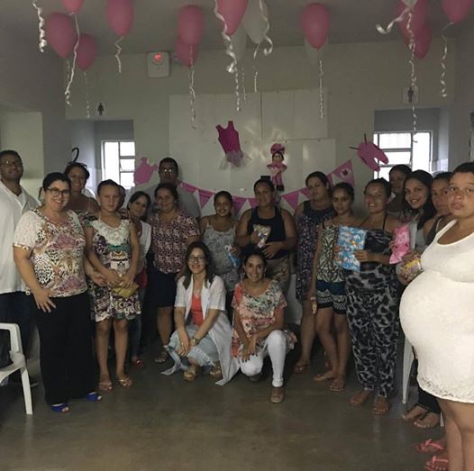 Secretária de Saúde, Ana Maria Souza acompanha o encontro de gestantes na vila Novo Horizonte