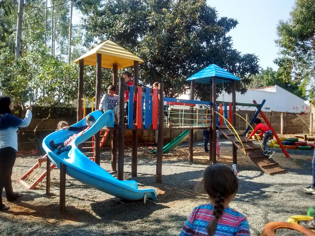 Educação de Itararé (SP) inaugura parques infantis em escolas de Educação Infantil
