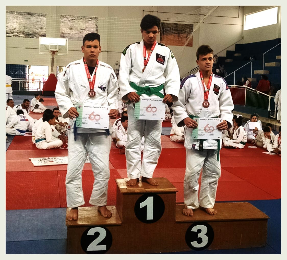 Itararé (SP) conquista três medalhas no Campeonato Paulista Aspirante de Judô