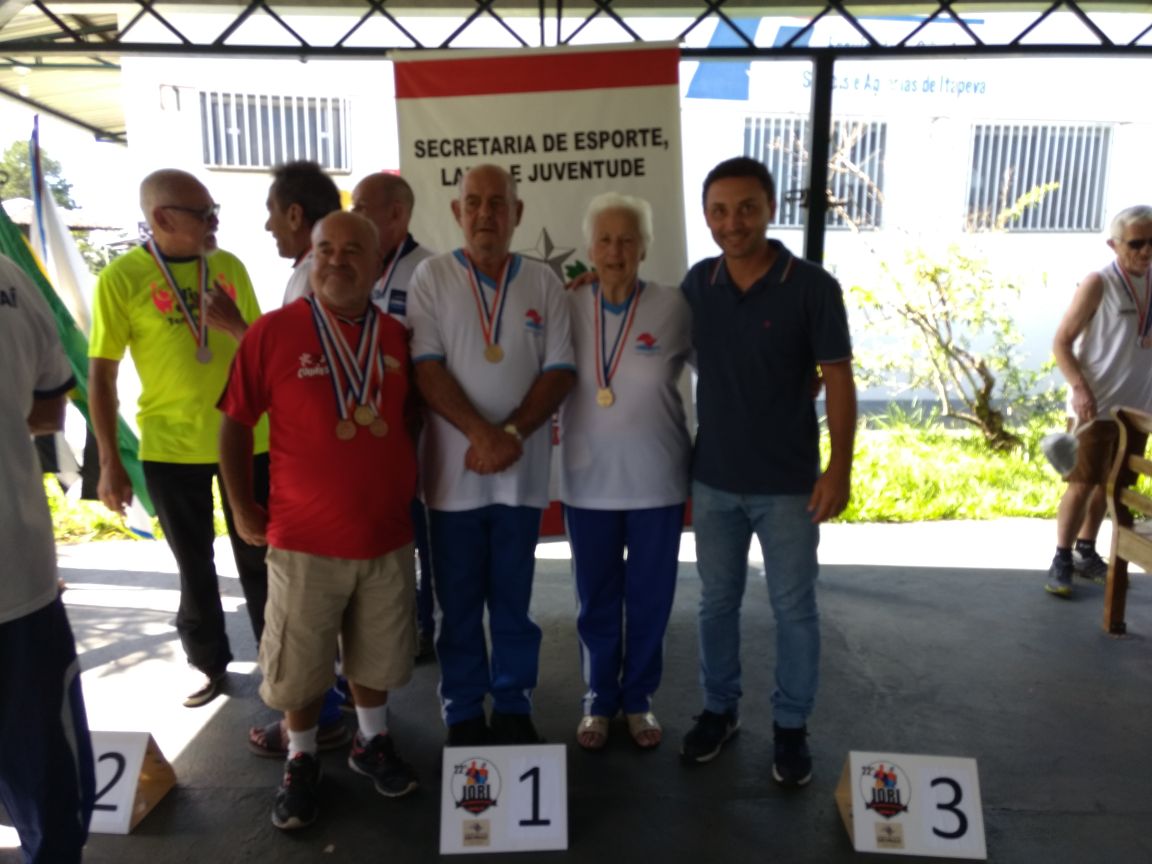 Itararé (SP) conquista medalha de ouro no Truco em Jogos Regionais dos Idosos