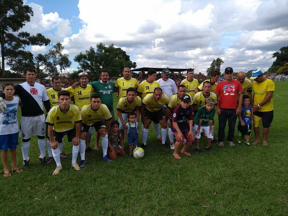 Distribuidora Souza é campeã do Campeonato Municipal de Futebol em Itararé (SP)