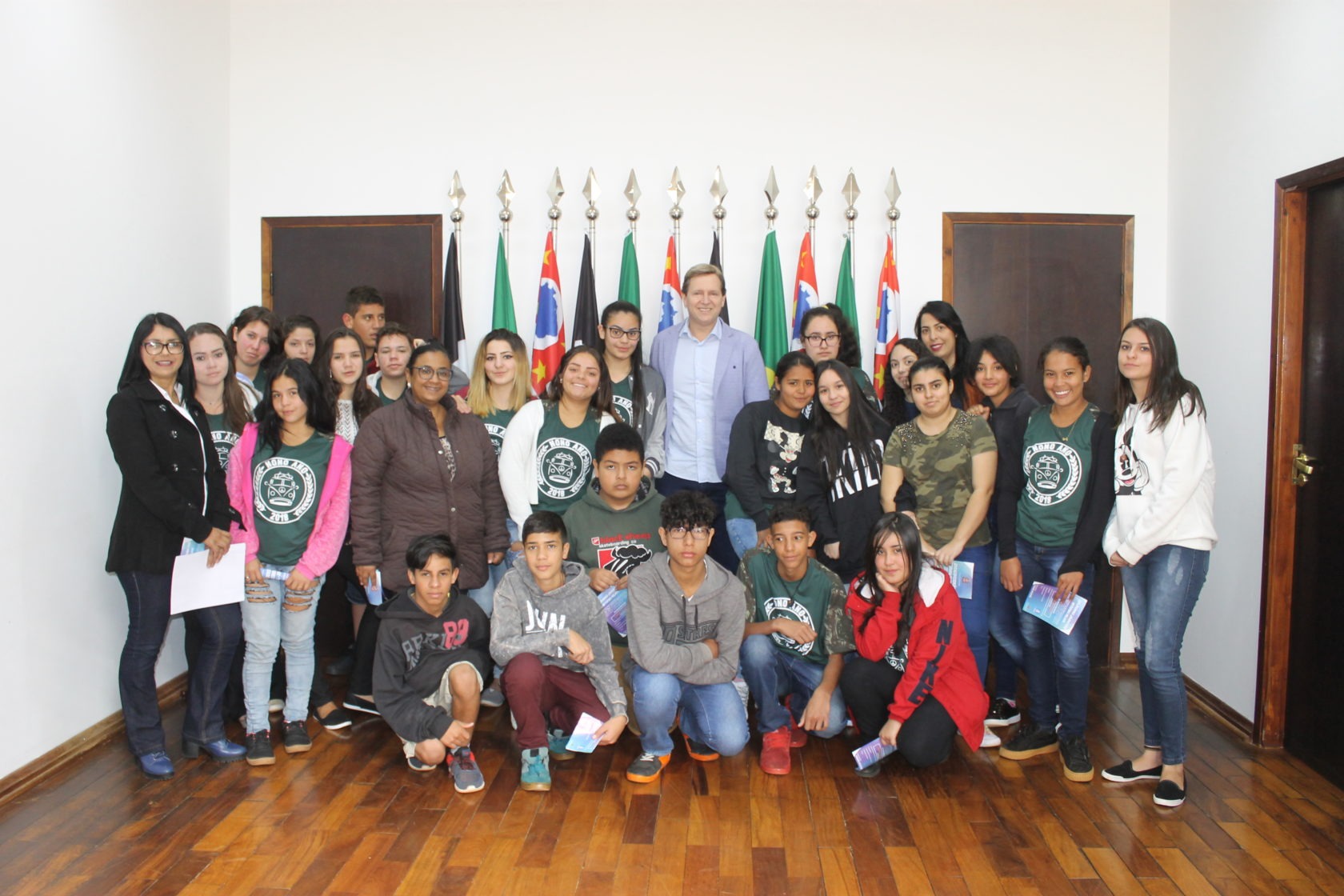 Prefeito de Itararé (SP) recebe alunos da EM Juracy Martins