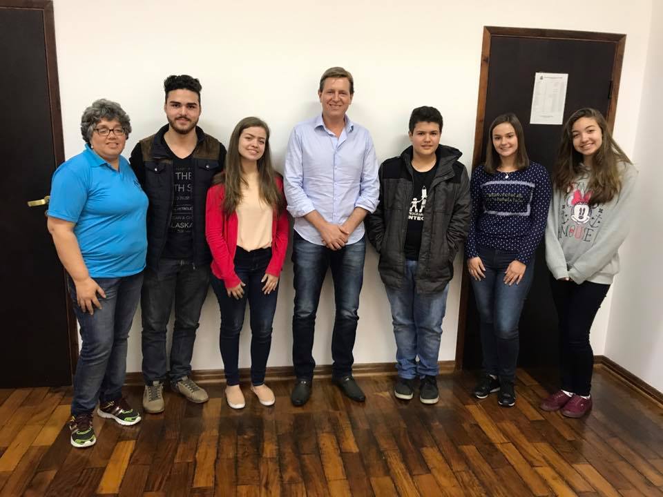 Prefeito de Itararé (SP) faz roda de conversa com alunos da EE Dr. Epaminondas Ferreira Lobo