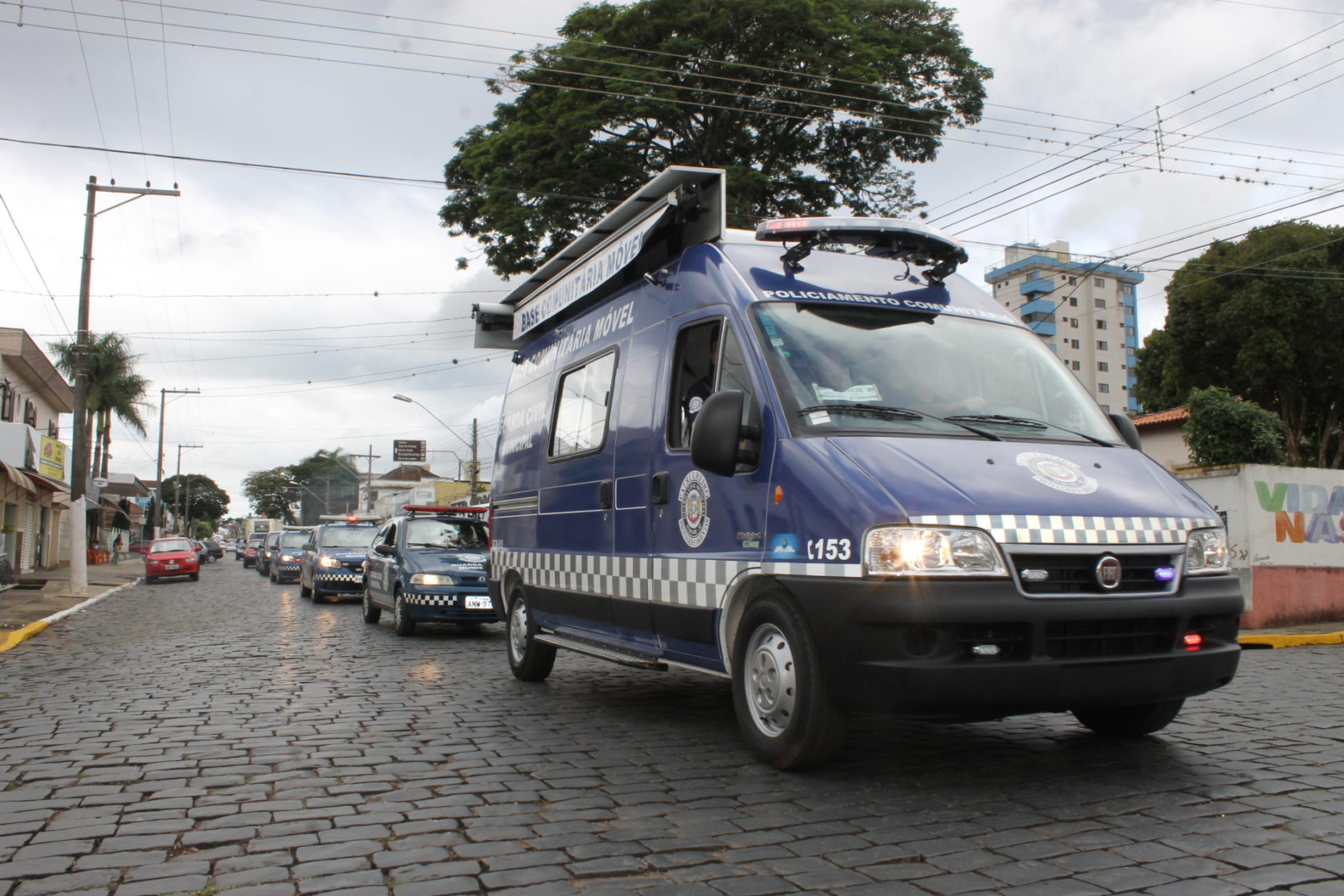 Prefeito recebe base móvel para Guarda Civil Municipal