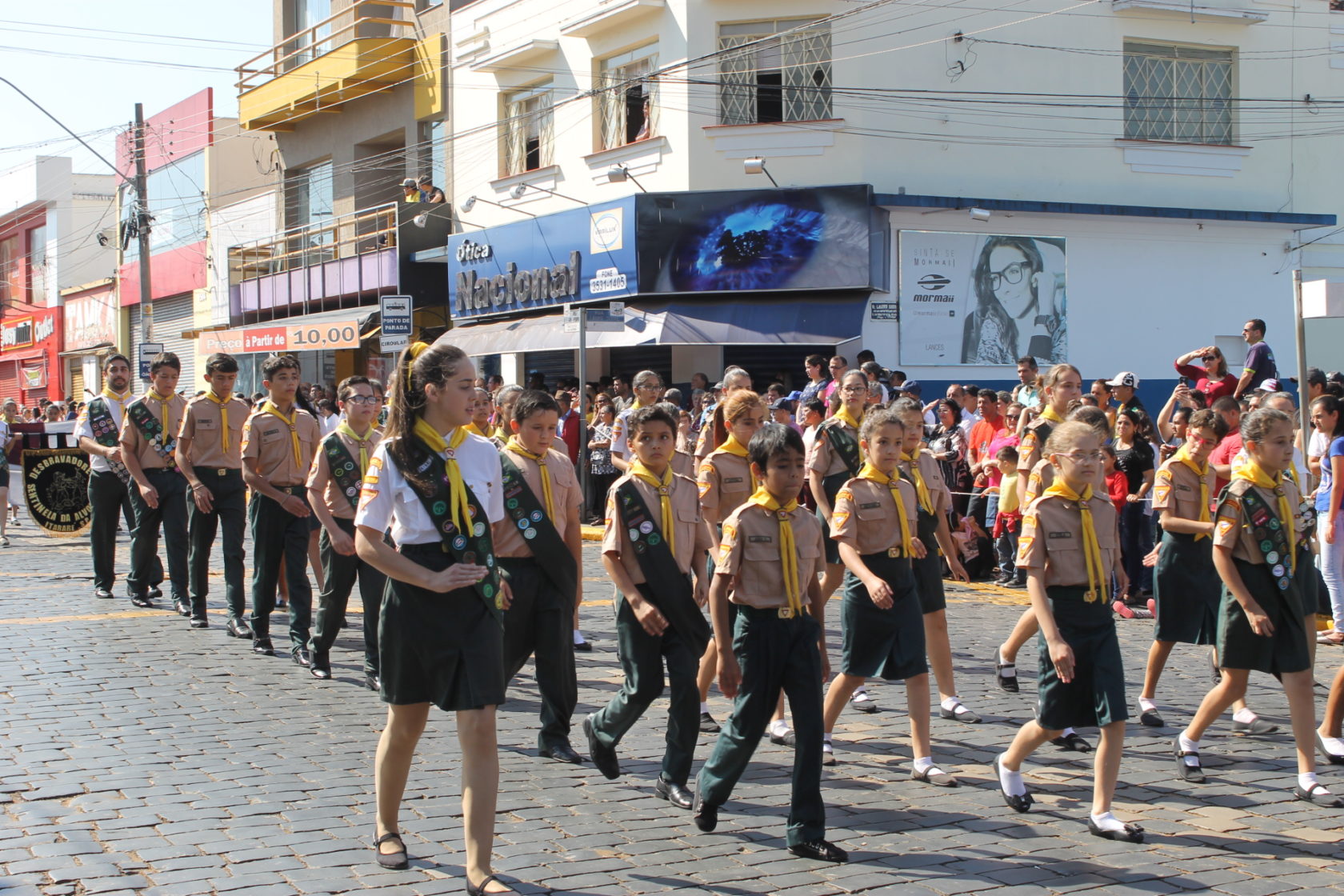 Itararé (SP) celebra 124 anos com desfile cívico