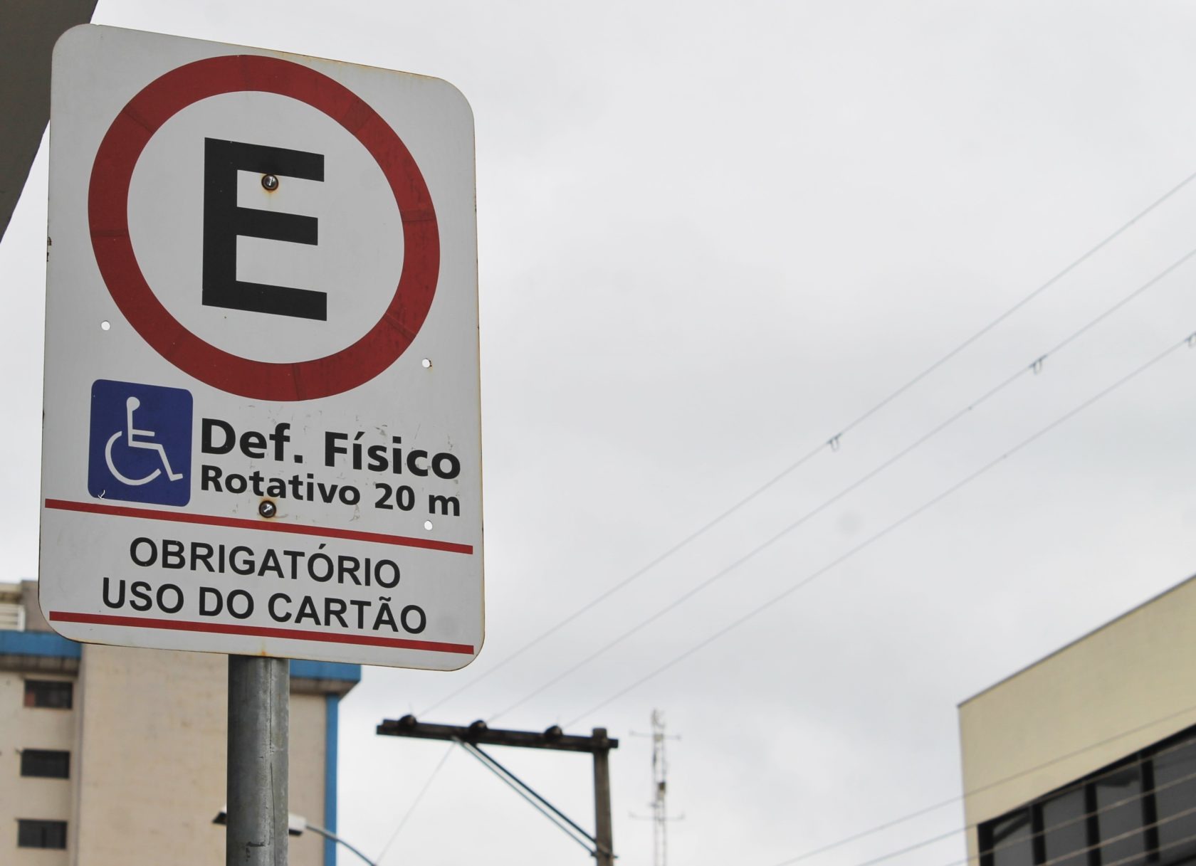 Prefeitura de Itararé explica: como obter cartão para vaga de estacionamento exclusiva a pessoa com deficiência