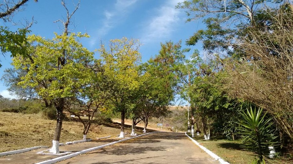 Parque da Barreira recebe melhorias visando o feriado e férias de julho