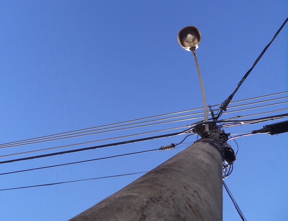 Prefeitura contrata empresa para reparos na iluminação pública