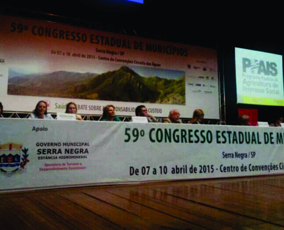 Prefeita Cristina Ghizzi participa do 59º Congresso Estadual dos Municípios