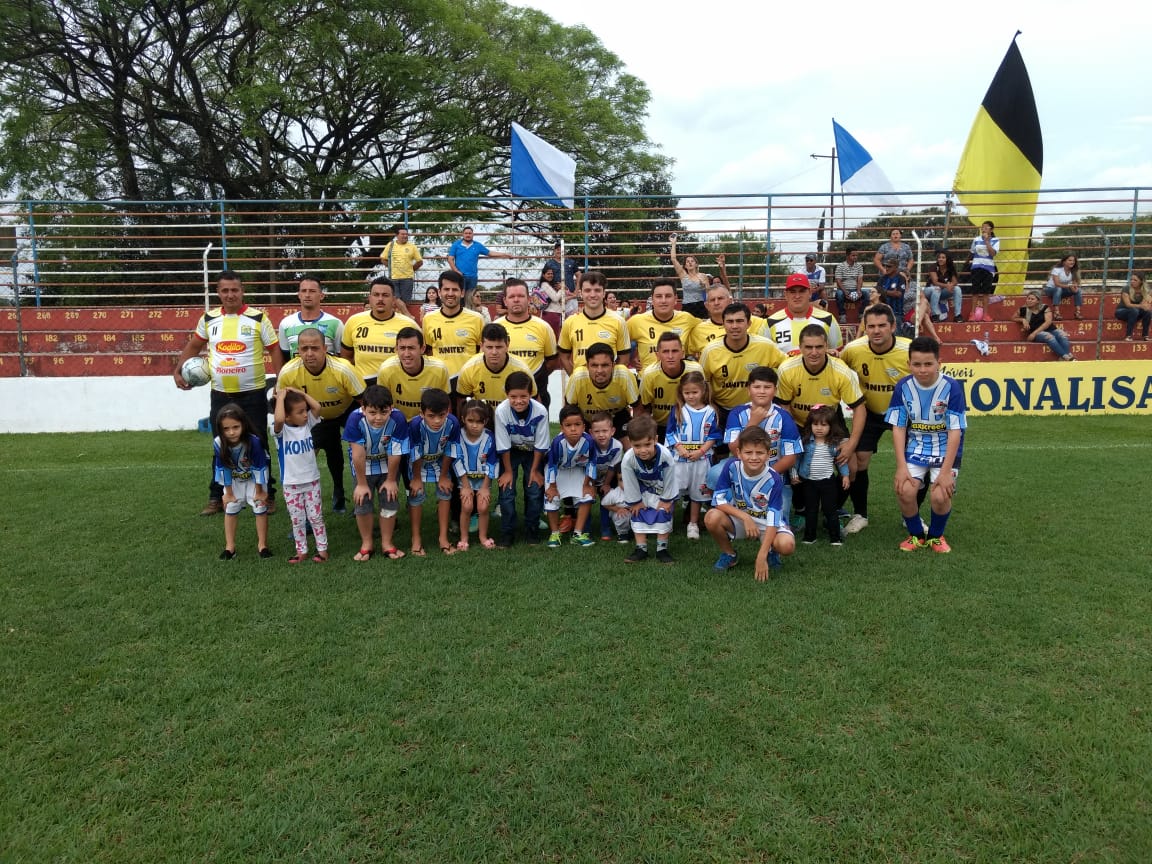 Morro Azul é campeão do Campeonato Rural de Futebol em Itararé (SP)