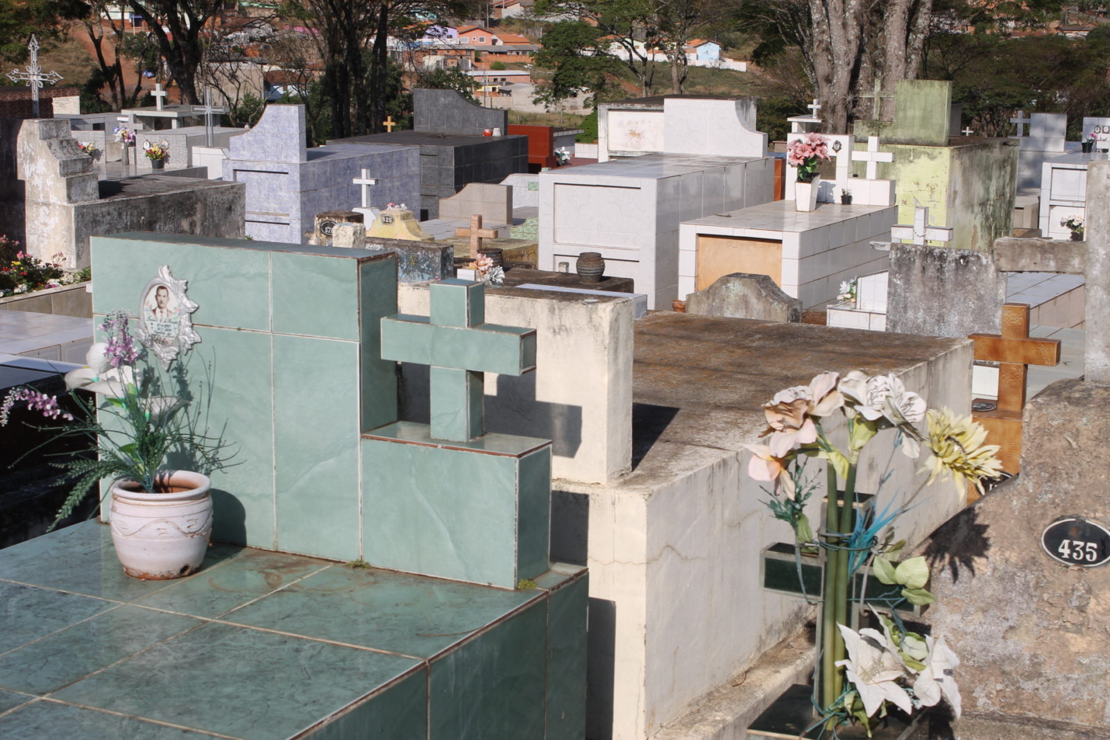 Finados: Prazo para reformas de túmulos em Itararé (SP) termina neste sábado (20)