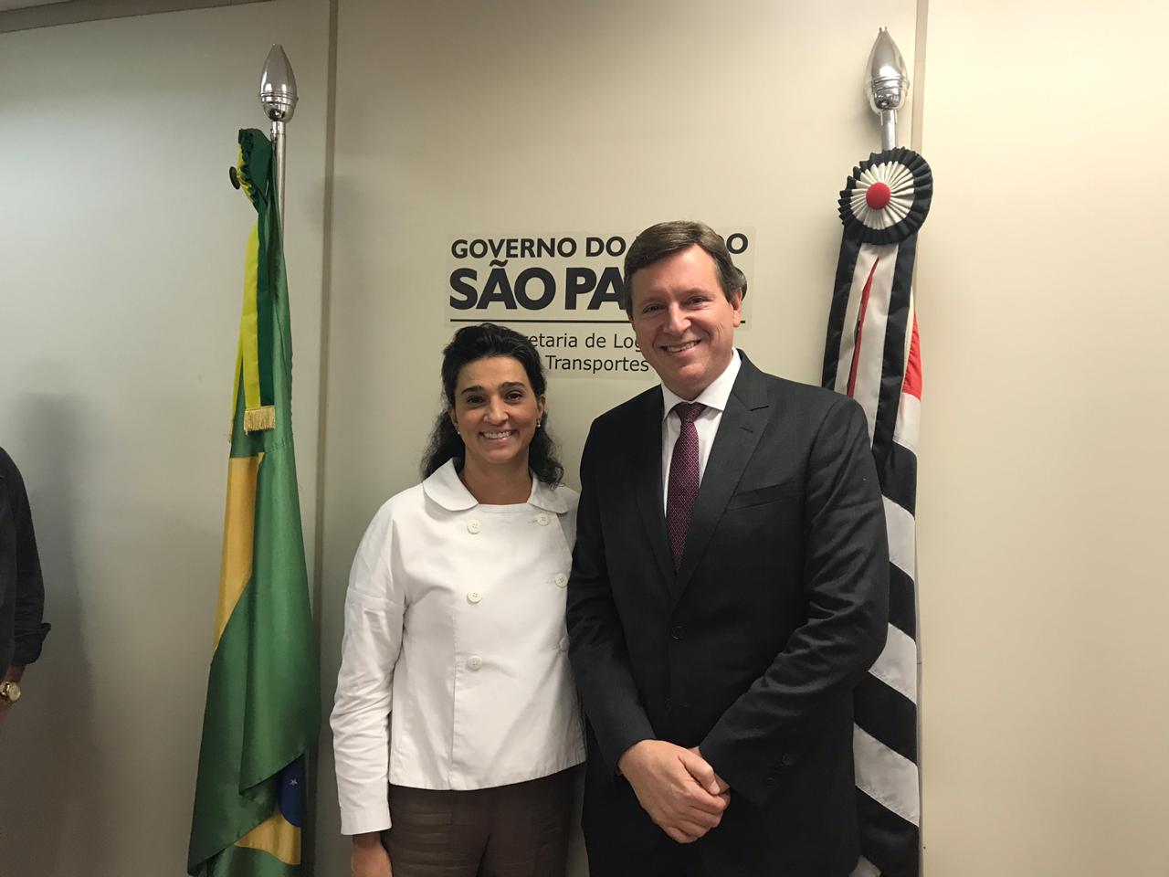 Em São Paulo (SP), prefeito de Itararé (SP) reivindica recuperação das vicinais do município