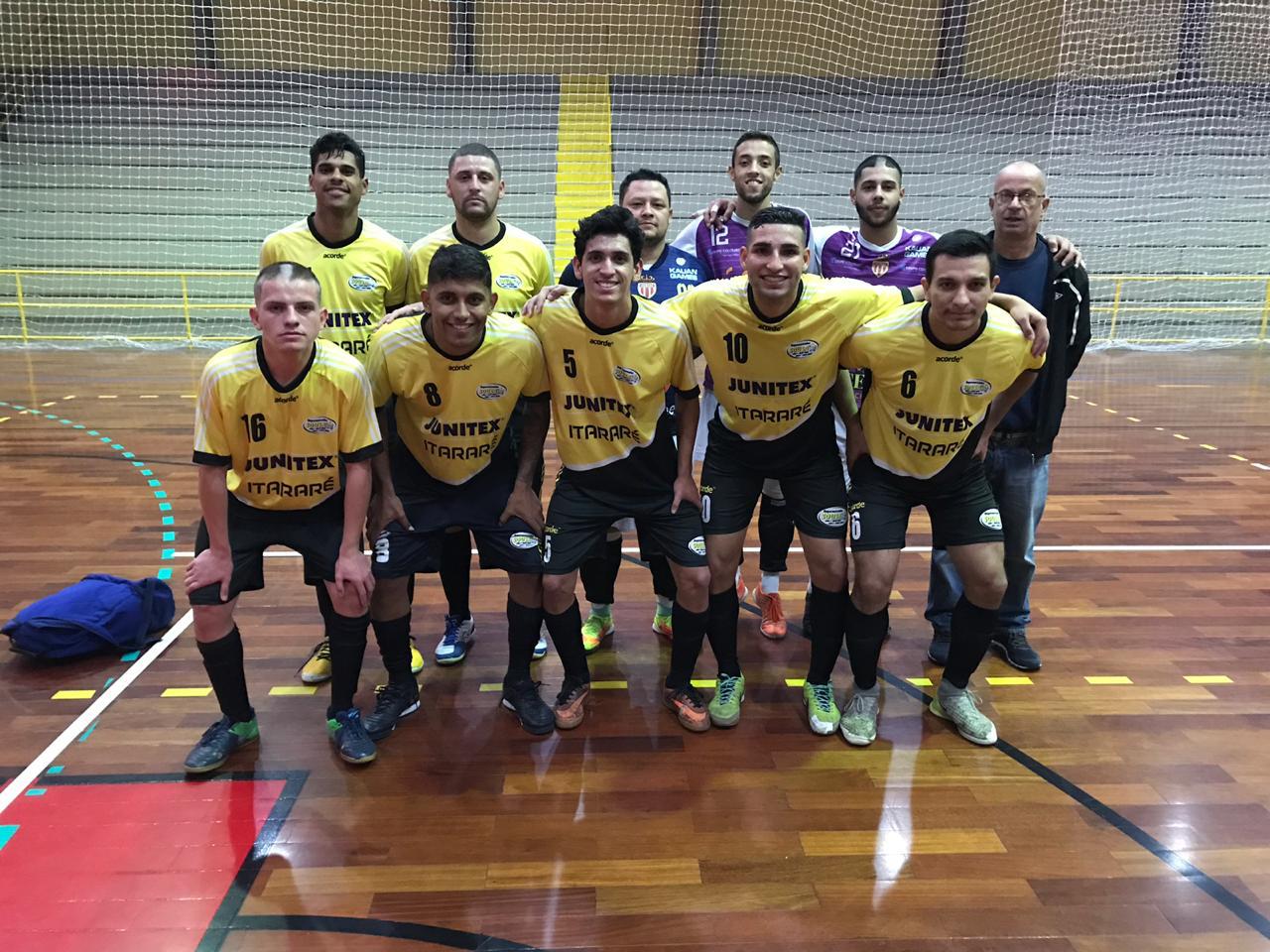 Futsal masculino leva o nome de Itararé (SP) às quartas-de-final dos Jogos Regionais 2019