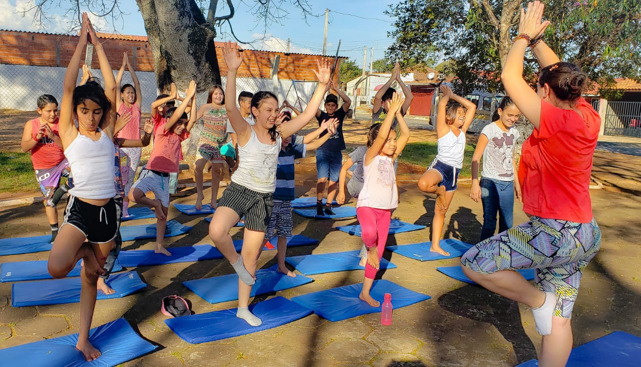 Em Itararé (SP), escola da Rede Municipal de Ensino implanta projeto de Yoga