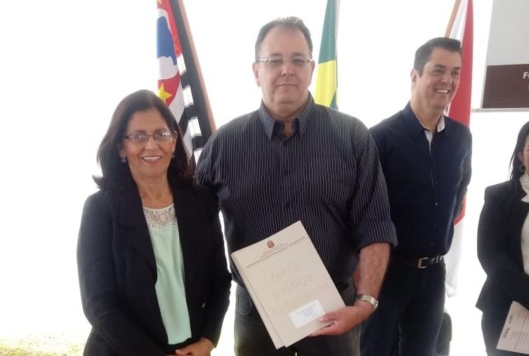 Prefeitura de Itararé (SP) conquista título de propriedade de imóveis 