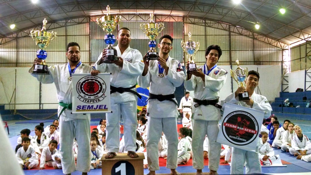 Itararé (SP) conquista o primeiro lugar geral no I Torneio de Judô de Campina do Monte Alegre