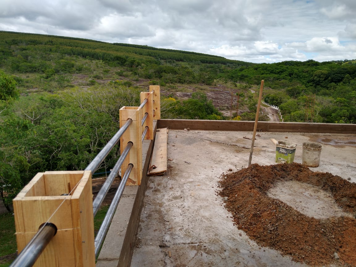 Prefeitura de Itararé (SP) dá início a construção de um mirante no Parque da Barreira