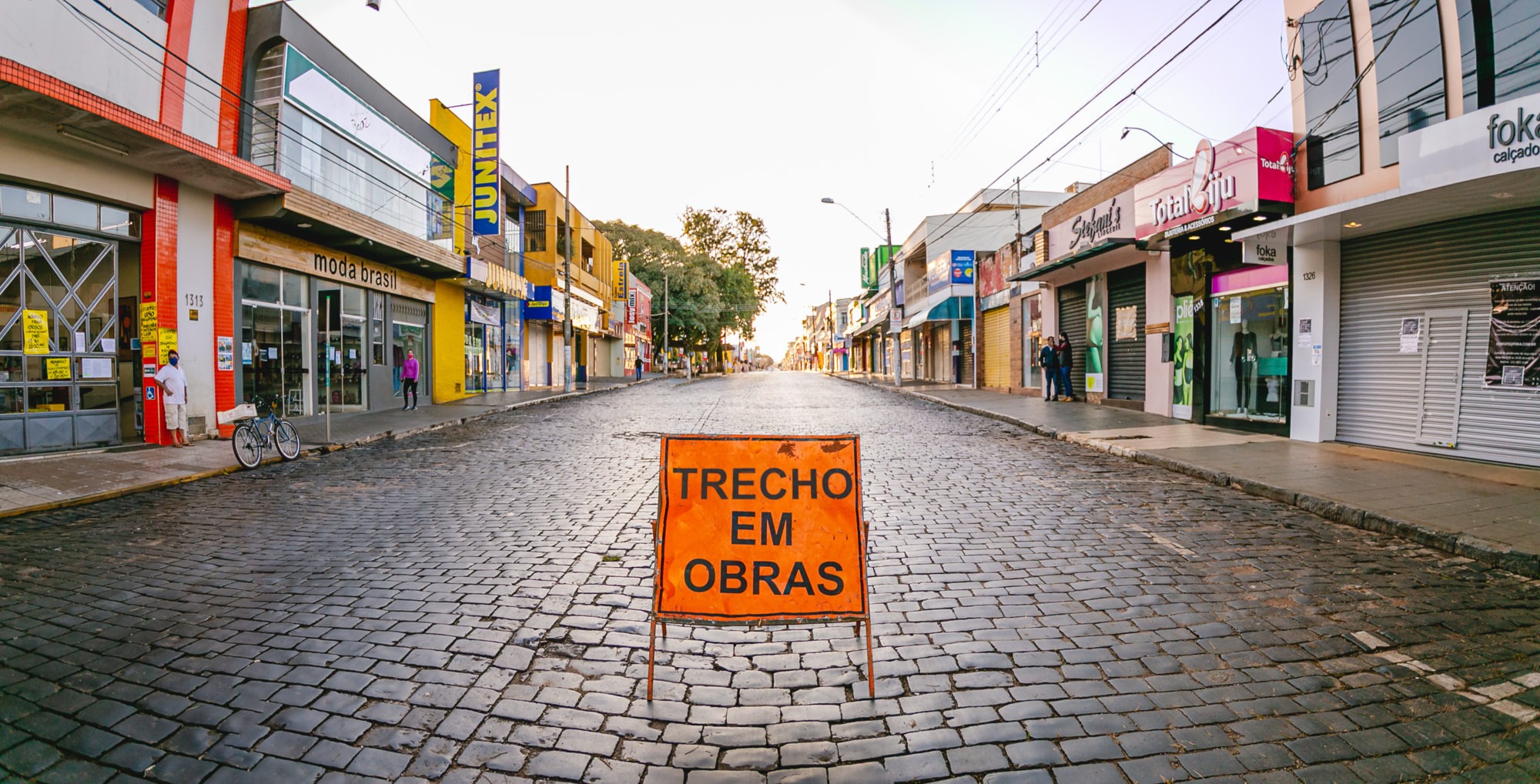 Prefeitura de Itararé (SP) inicia recapeamento da rua São Pedro