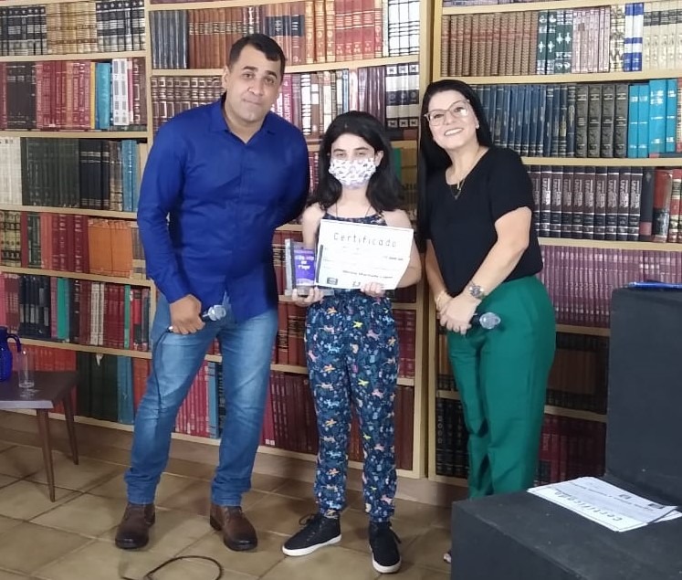 Prefeitura de Itararé (SP) premia vencedores do 4º concurso de música infantil
