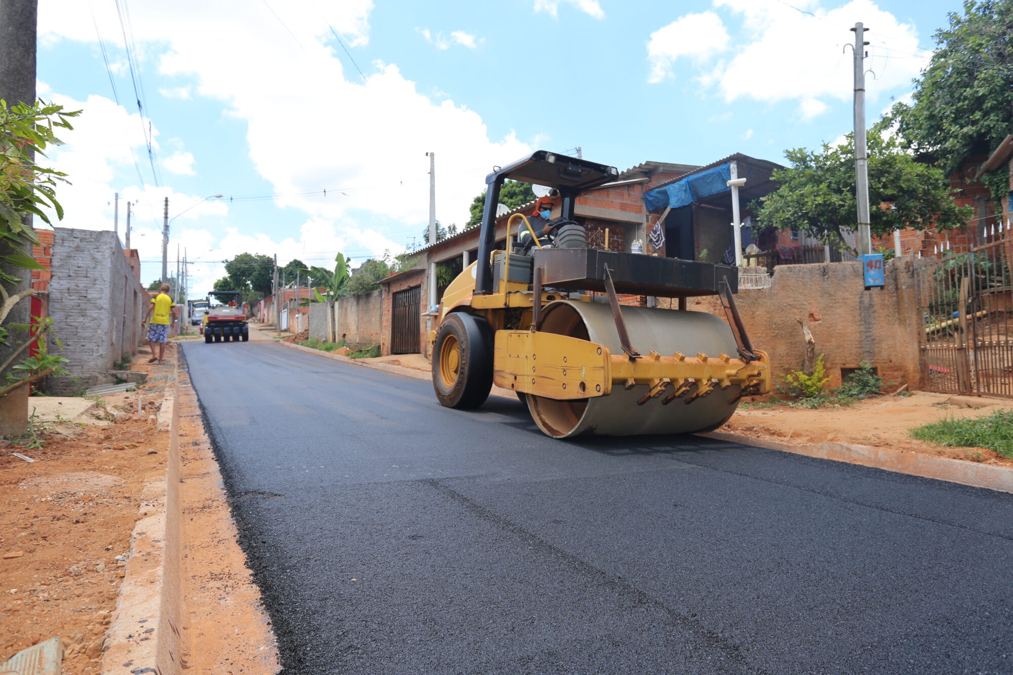 Prefeitura de Itararé (SP) dá continuidade a pavimentação do bairro Novo Horizonte