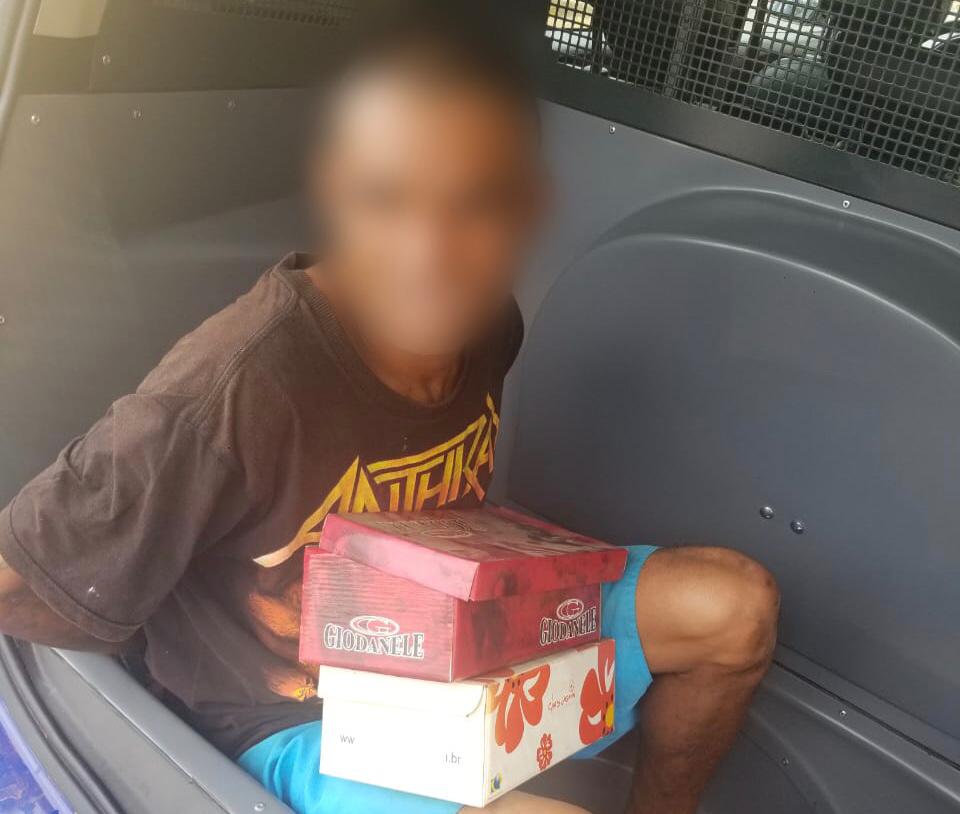 GCM prende homem que furtou sapatos de loja em Itararé (SP)