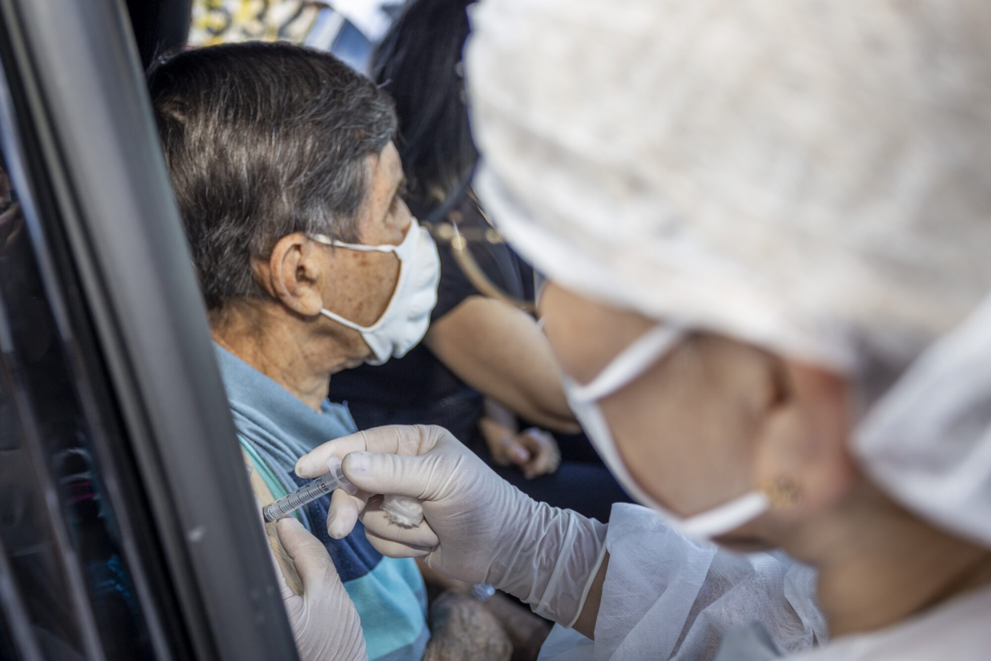 Calendário de vacinação: Idosos de 80 a 84 anos recebem a segunda dose de Coronavac nesta semana em Itararé (SP)