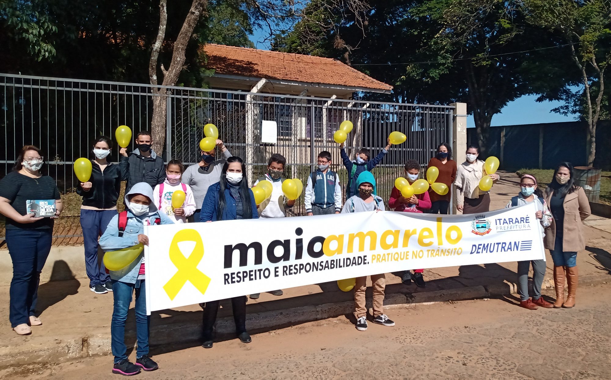 Maio Amarelo: Educação de Itararé (SP) realiza ação de conscientização no trânsito