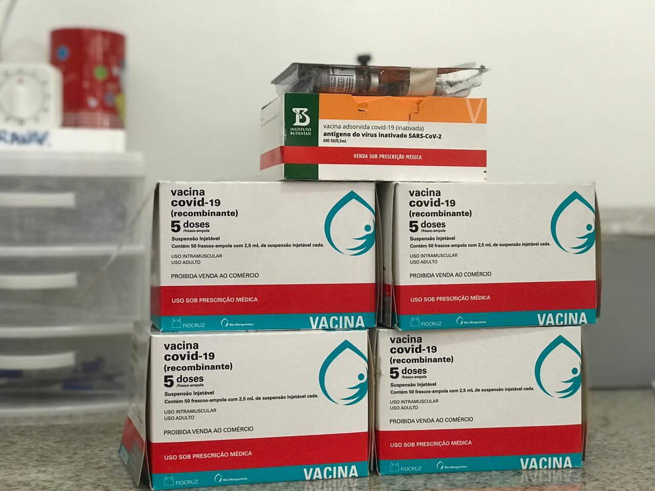 Prefeitura de itararé (SP) recebe novo lote com 1140 vacinas contra a covid-19