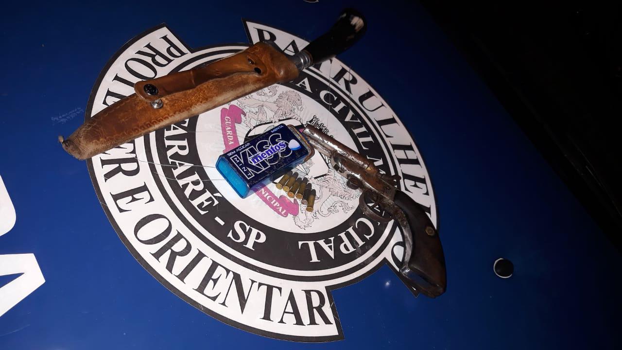 GCM de Itararé (SP) prende homem em flagrante por porte ilegal de arma de fogo