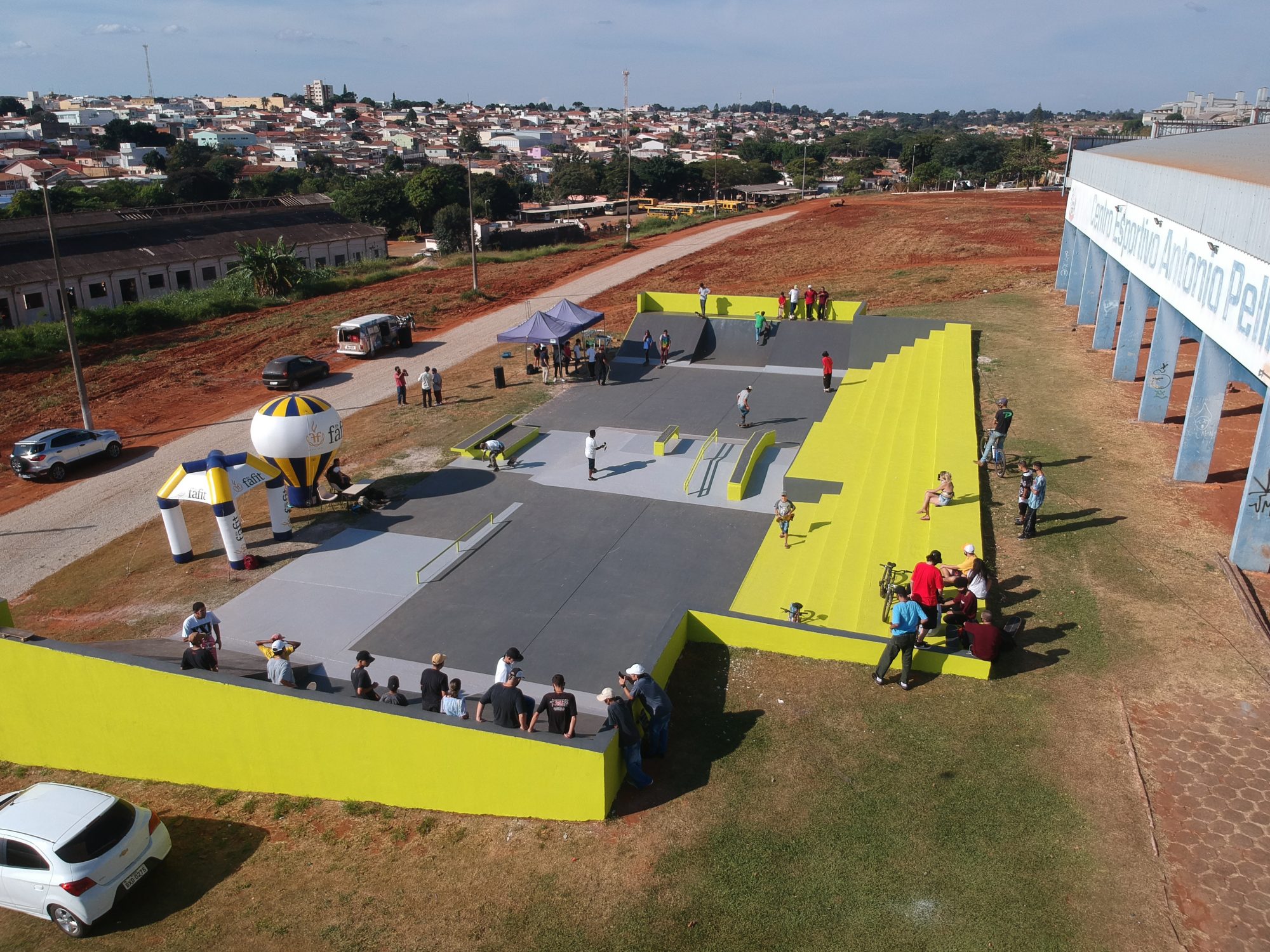 Em parceria com a loja Flip Style, Prefeitura de Itararé (SP) entrega obras de melhoria na pista de skate