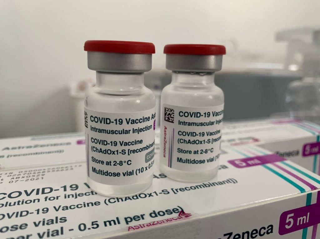 Calendário de vacinação: Profissionais da Educação, de 45 e 46 anos, serão vacinados nesta semana contra a covid-19 em Itararé (SP)