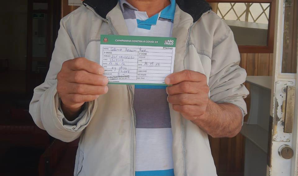 Nove pessoas em situação de rua recebem vacina contra covid-19 em Itararé (SP)