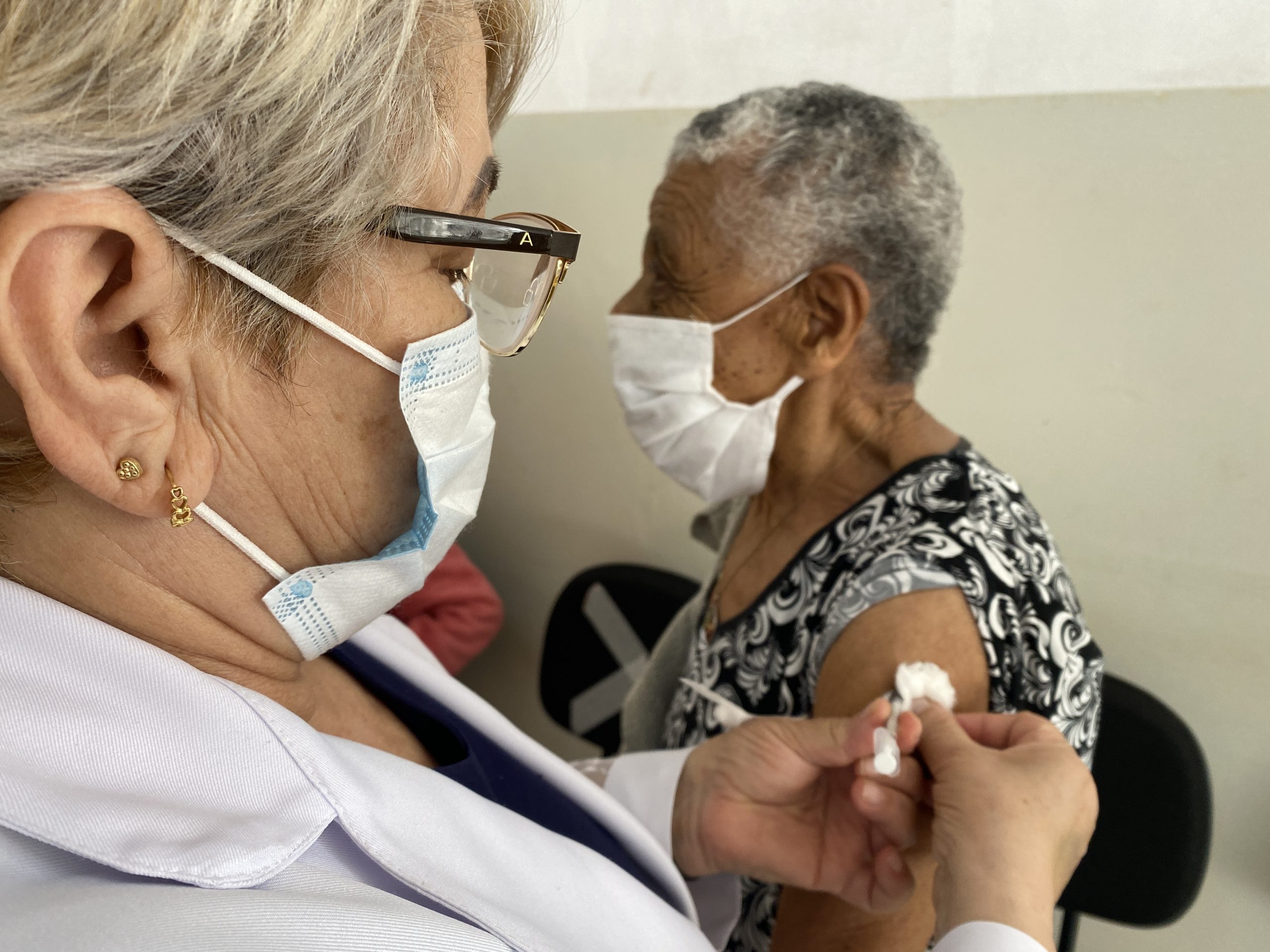 Prefeitura de Itararé (SP) divulga dias e horários para vacinação da terceira dose da vacina contra a covid-19