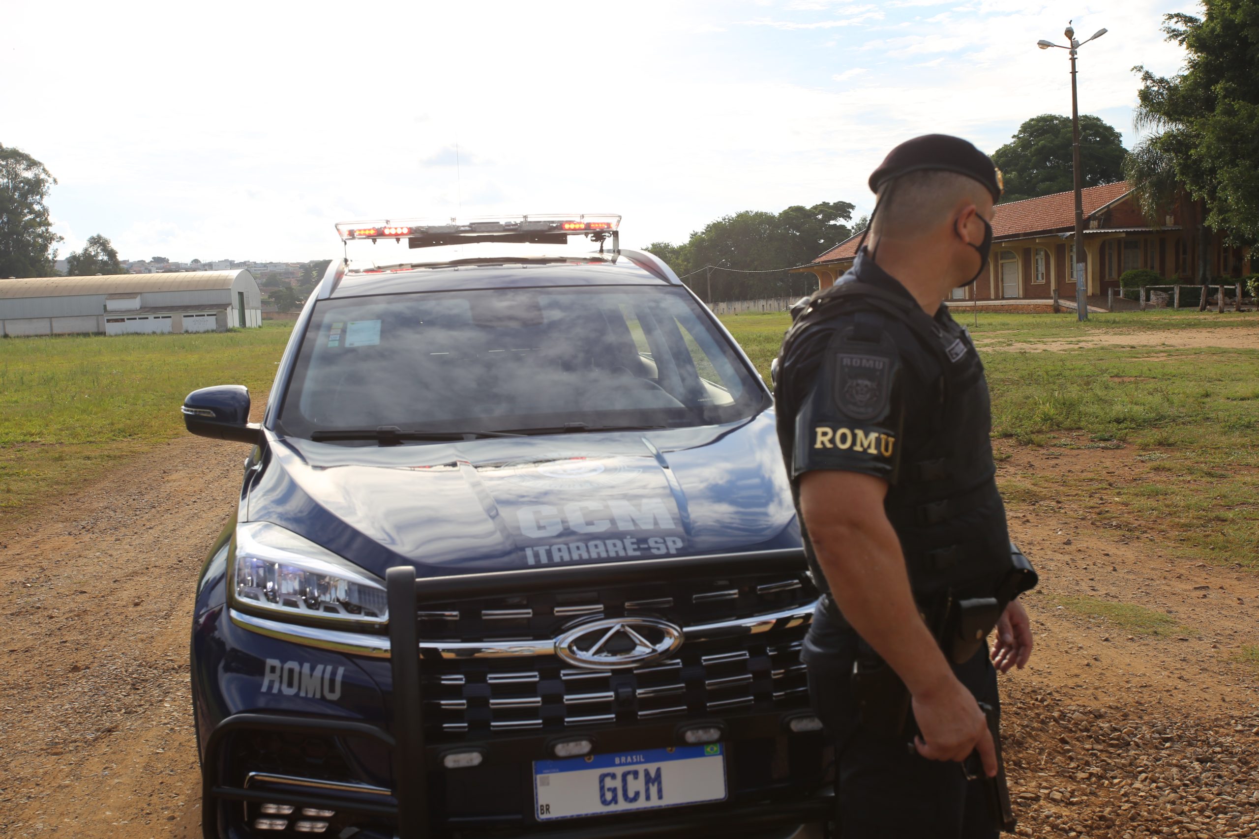 Após confronto, homem é detido e preso pela GCM de Itararé (SP) na Vila Novo Horizonte
