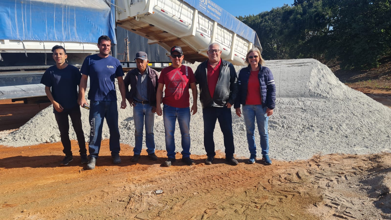 Prefeitura de Itararé (SP) adquire 200 toneladas de calcário agrícola para incentivo ao pequeno produtor