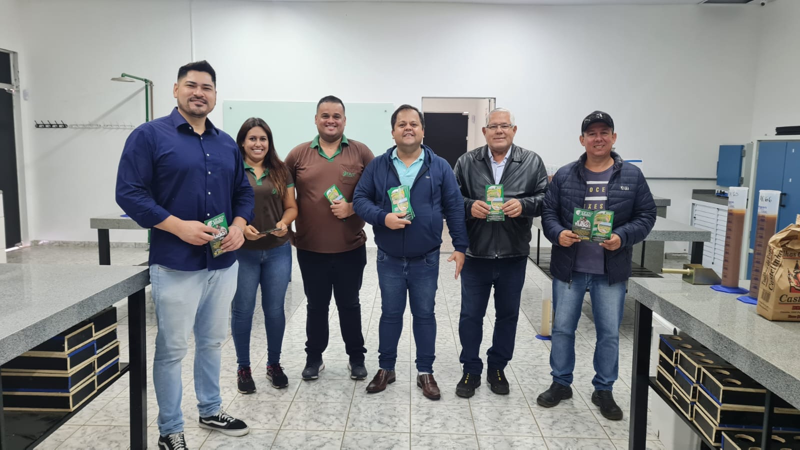 Agricultura de Itararé (SP) realiza visita técnica ao Laboratório de Análises Agronômicas da Fait em Itapeva (SP)