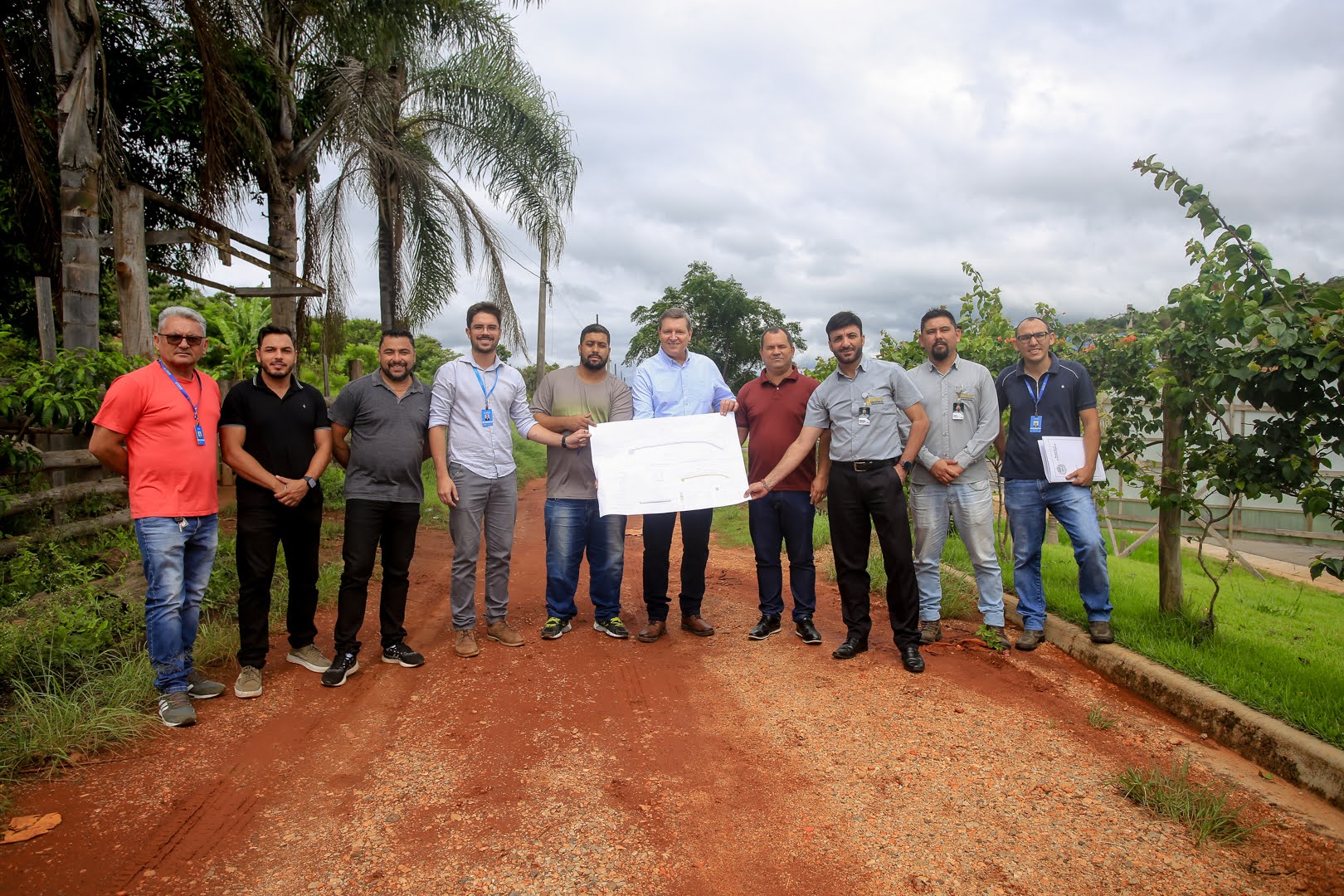 Prefeito de Itararé (SP), Heliton do Valle, assina ordem de serviço de mais de R$1,5 milhão para obras de infraestrutura