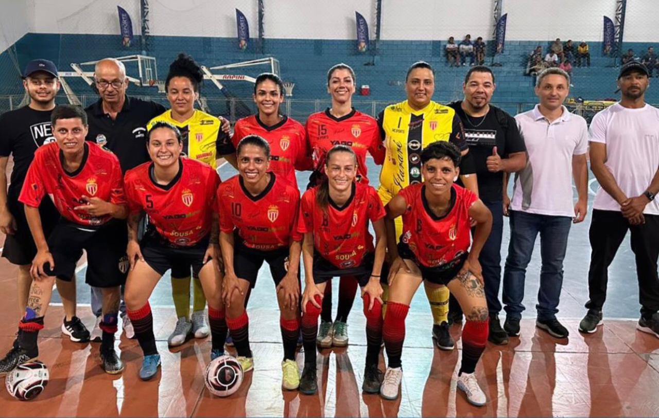 Itararé (SP) é destaque na semifinal da Copa Record de Futsal feminino