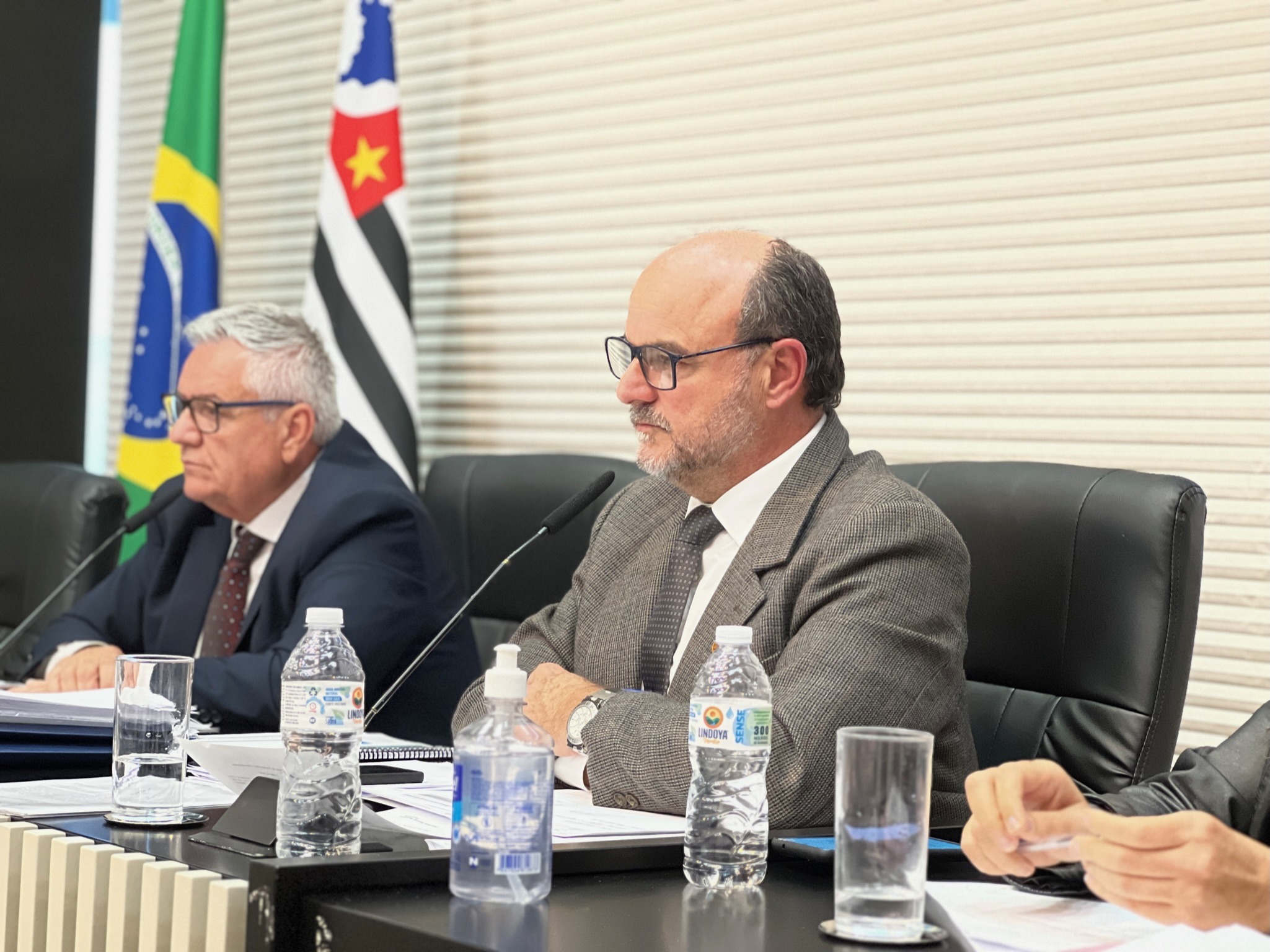Em São Paulo, prefeito de Itararé (SP) protocola pedido de reestruturação da SP-258 na Alesp
