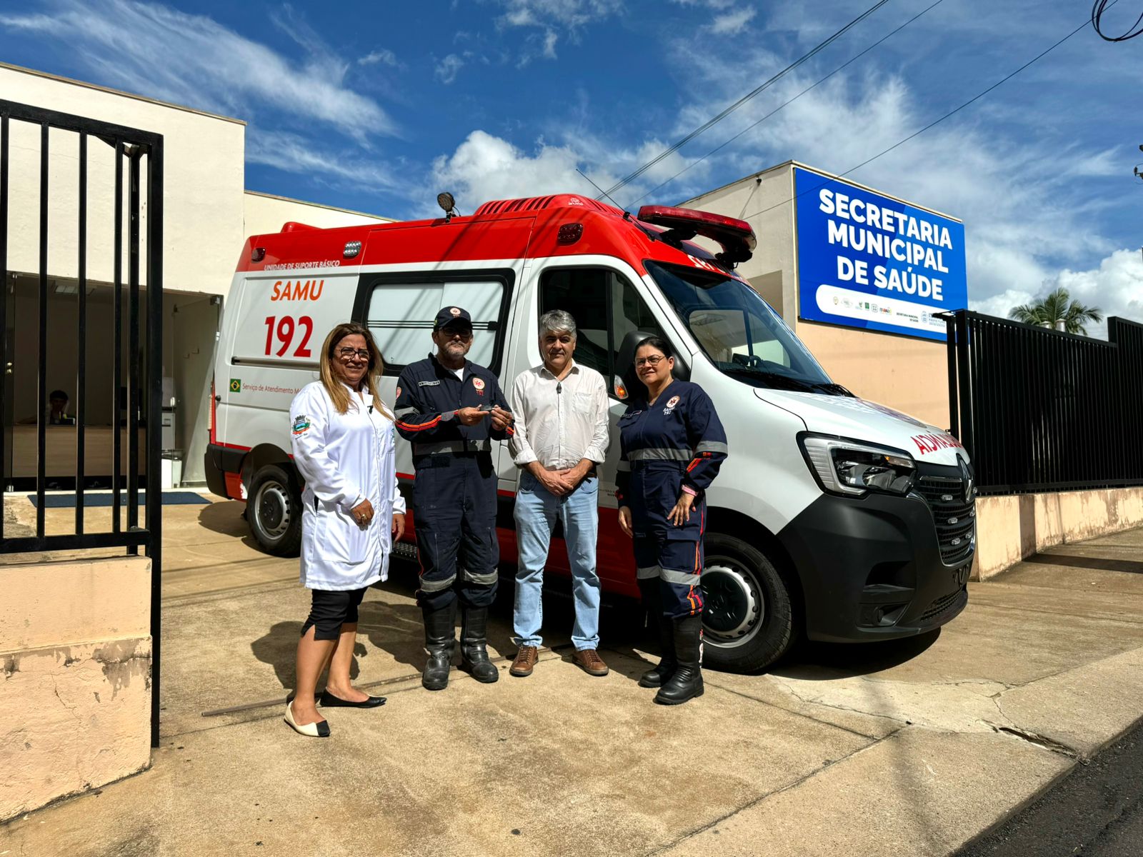 Prefeitura de Itararé (SP) entrega veículos para SAMU e Vigilância Epidemiológica