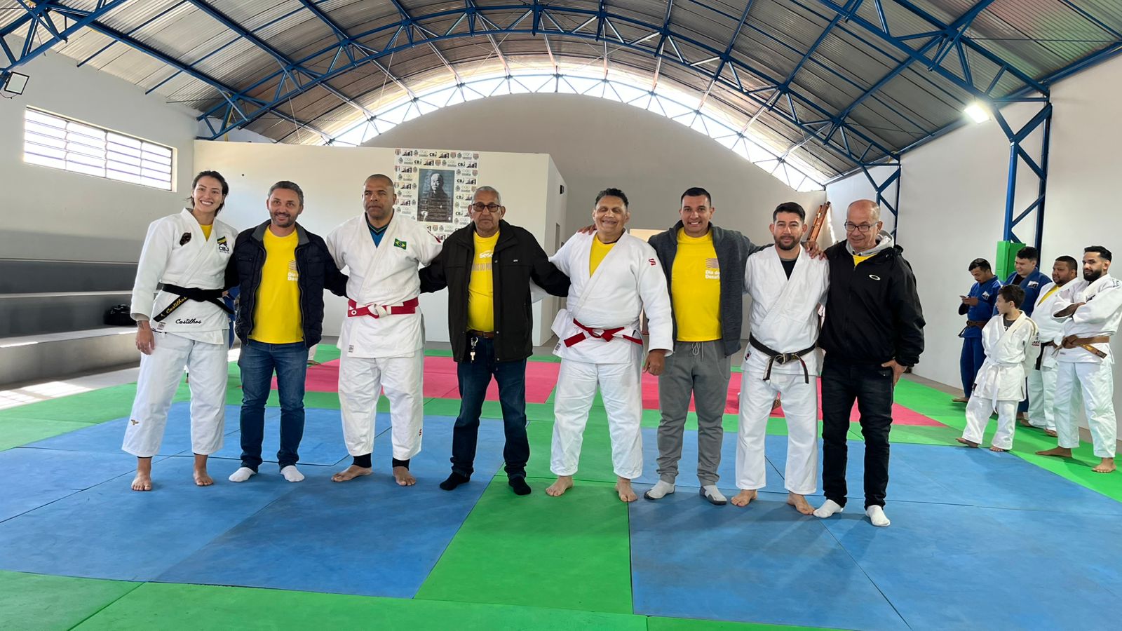 Itararé (SP) recebe Caravana Dia do Desafio do Sesc com vivência de judô ao lado de atletas renomados