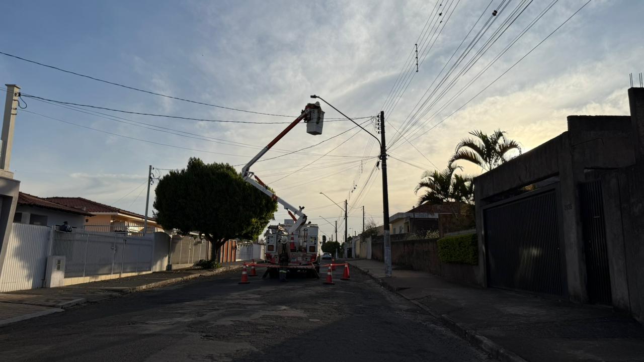 Prefeitura de Itararé (SP) inicia reparos e manutenção na iluminação pública em caráter emergencial