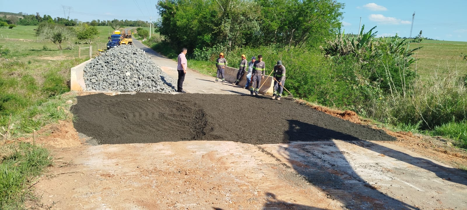 Prefeitura de Itararé (SP) realiza obras de reparo na ponte do bairro Santa Cruz dos Lopes