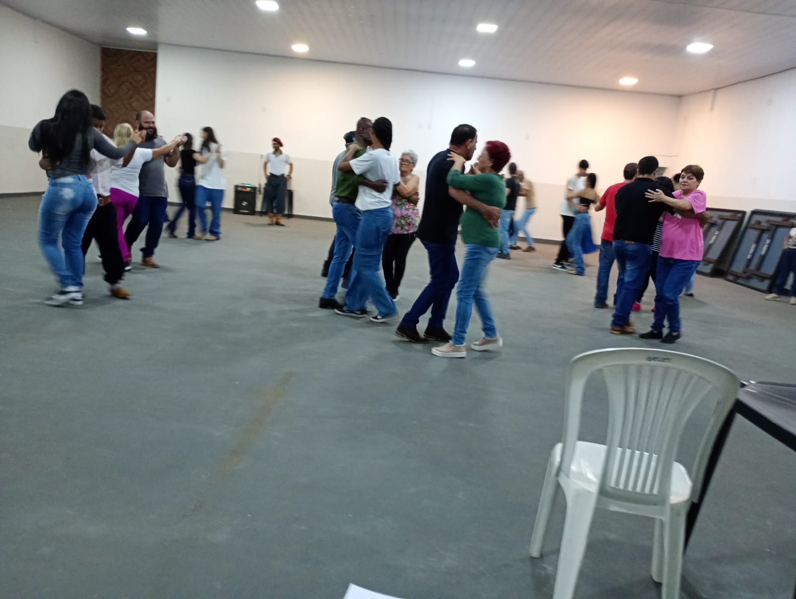 Espaço Multiuso de Itararé (SP) oferece gratuitamente curso de Dança Gaúcha