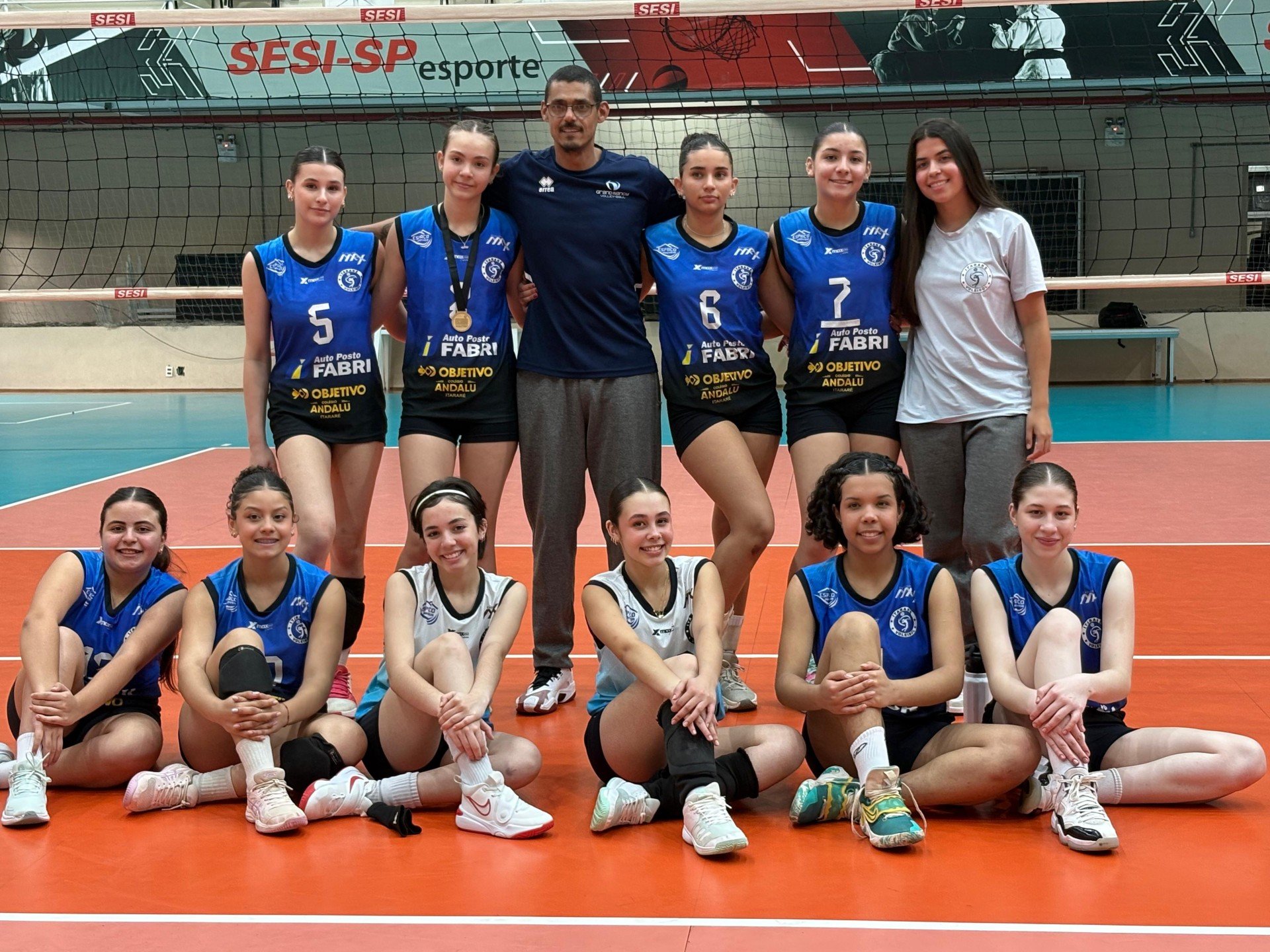 Equipe feminina de vôlei de Itararé (SP) conquista virada histórica sobre o SESI Sorocaba fora de casa