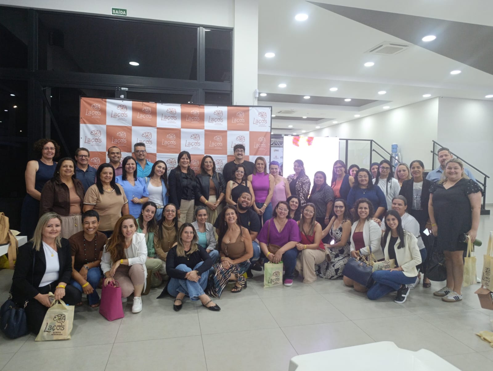 Profissionais da Educação de Itararé participam de workshop sobre Autismo, TDAH e Deficiência Intelectual em Itapeva
