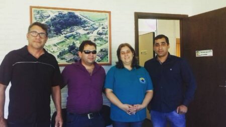 Participaram da reunião Edilson Moraes, Vilmar Vieira, Daniele e Riveli