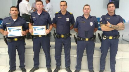 CURSO DE FORMAÇÃO DE INSTRUTOR (2) DE ARMAMENTO E TIRO