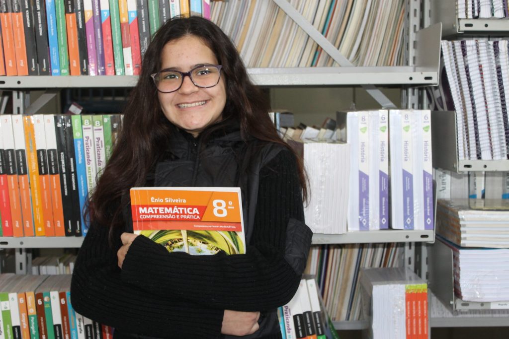 Aluna de Itararé (SP) conquista bronze em Olimpíada de Matemática Aluna de Itararé (SP) conquista bronze em Olimpíada de Matemática