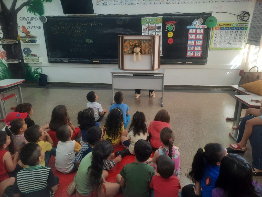 Alunos da pré-escola da E.M. Newton Marques participam de atividade educativa sobre saúde em Itararé (SP)